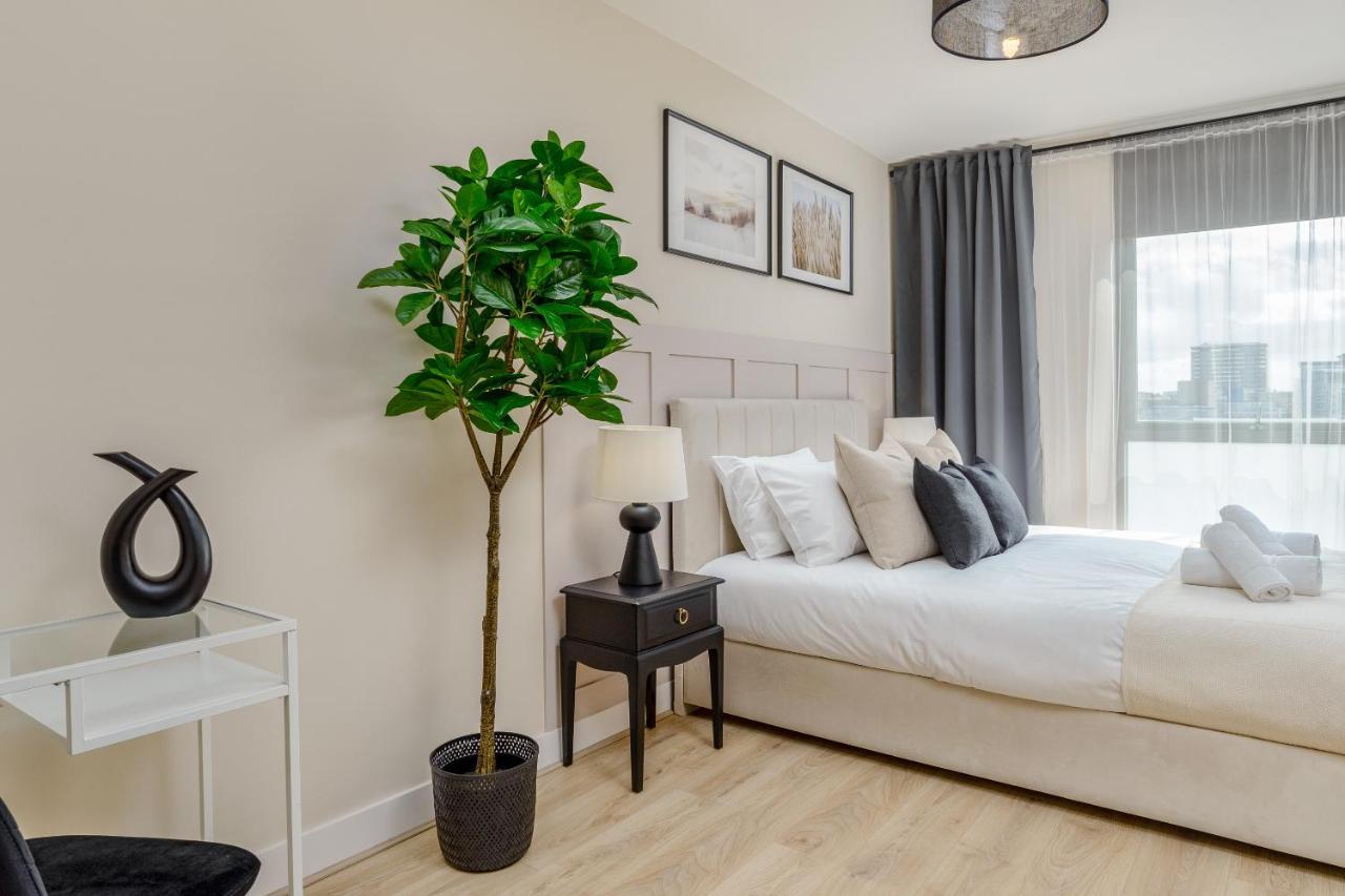 Premium Apartment - Allocated Parking - Great Location Plymouth Kültér fotó