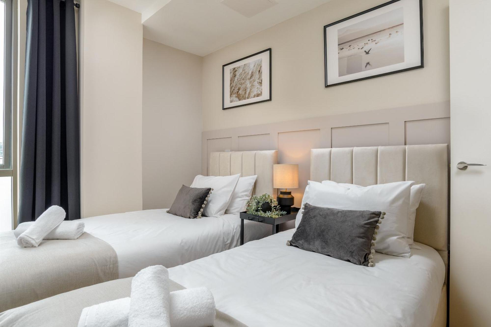 Premium Apartment - Allocated Parking - Great Location Plymouth Kültér fotó