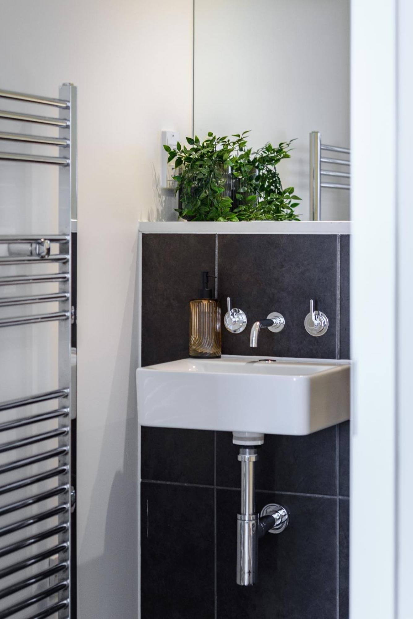 Premium Apartment - Allocated Parking - Great Location Plymouth Kültér fotó